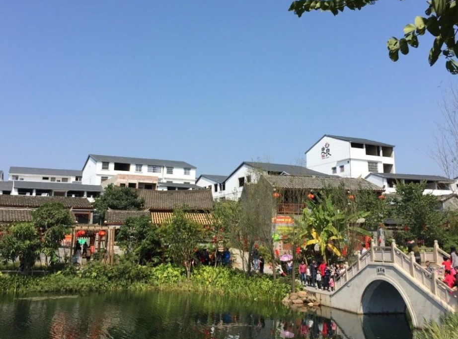 杭州擬推進(jìn)以縣城為重要載體的城鎮(zhèn)化建設(shè)，加快補(bǔ)齊環(huán)境衛(wèi)生等短板