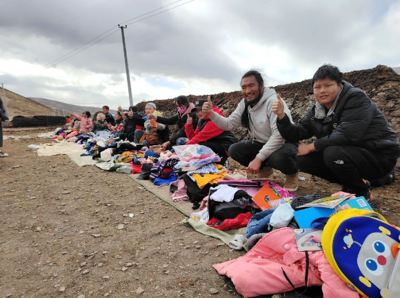 衣暖同心 與愛(ài)同行 | 商達(dá)公用愛(ài)心捐贈(zèng)公益活動(dòng)