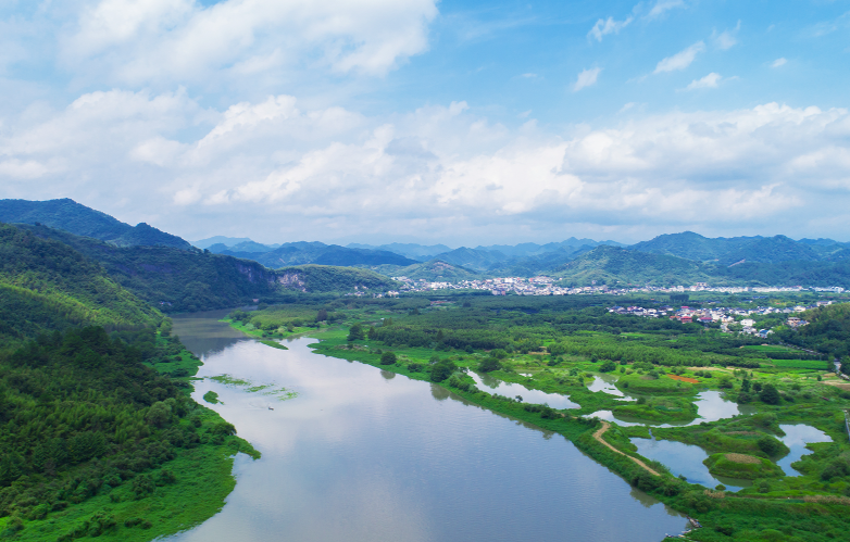 江西省農(nóng)業(yè)農(nóng)村廳等四部門聯(lián)合印發(fā)《關(guān)于進(jìn)一步促進(jìn)大水面生態(tài)漁業(yè)發(fā)展的通知》